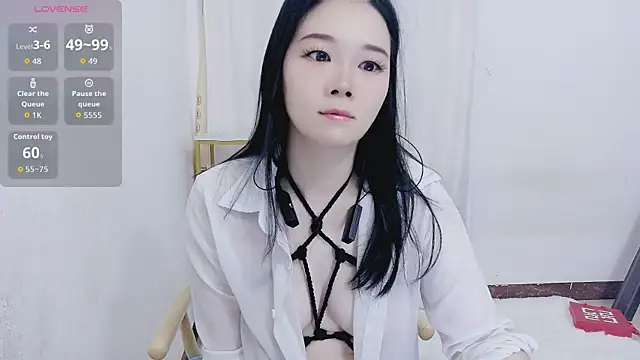 Txm123321 online show from March 30, 10:55 pm