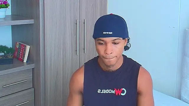 Snapshot of cassian_gold chatting on June 4, 2:44 pm cassian gold online show from June 4, 2:44 pm