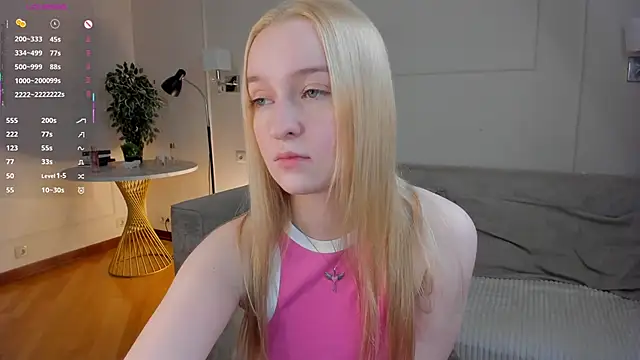 KrishnaSimmons online show from January 10, 7:09 pm