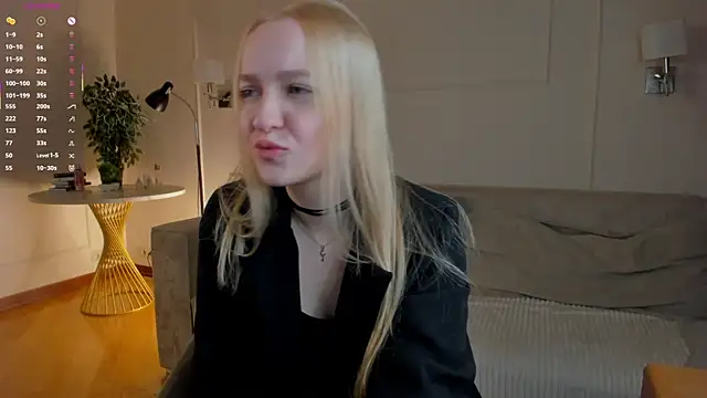 KrishnaSimmons online show from January 7, 7:19 pm