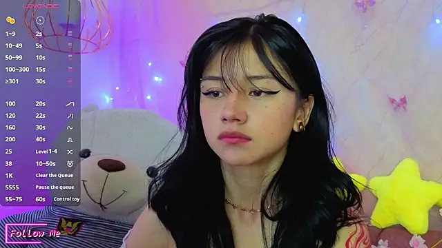 Snapshot of april_bennett chatting on March 2, 12:56 pm april bennett online show from March 2, 12:56 pm