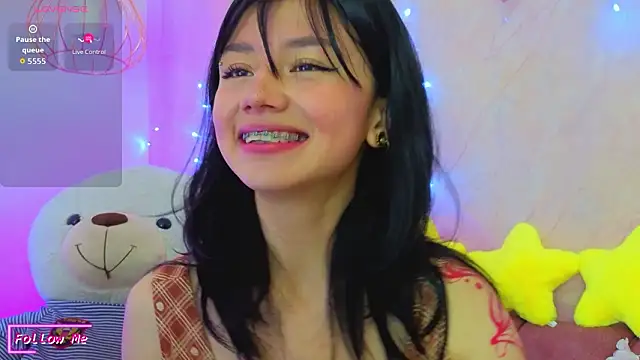 april bennett online show from March 17, 1:03 pm