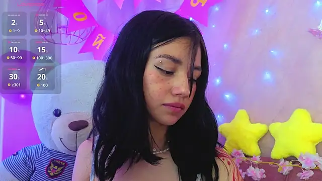 Snapshot of april_bennett chatting on July 10, 1:44 pm april bennett online show from July 10, 1:44 pm