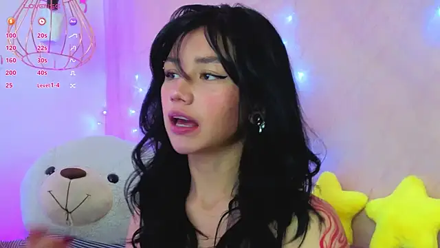 april bennett online show from April 13, 1:04 pm