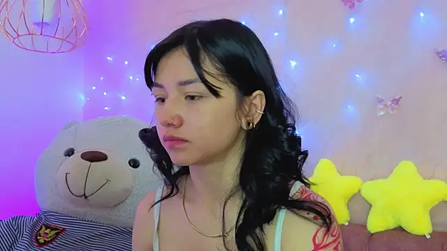 Snapshot of april_bennett chatting on February 7, 12:35 pm april bennett online show from February 7, 12:35 pm