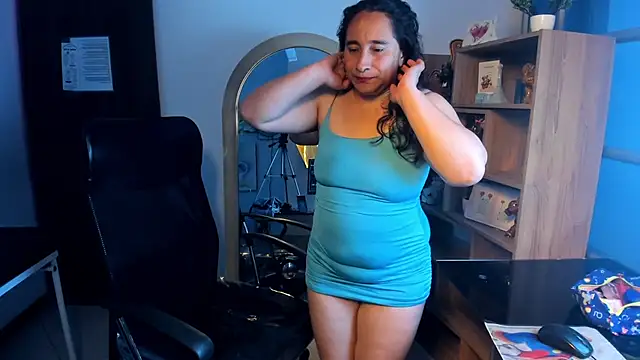 LeilaSmith  online show from June 2, 11:43 am