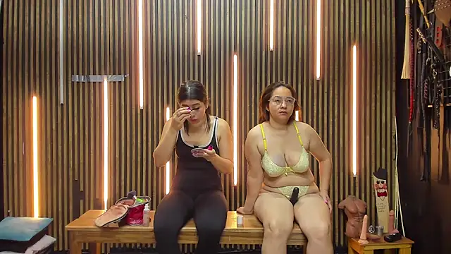 VantablackBDSMShow  online show from April 20, 12:41 pm