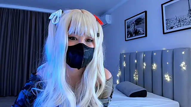 yanyaan online show from February 8, 9:34 pm