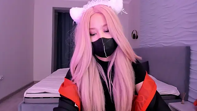 yanyaan online show from December 17, 8:25 pm