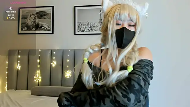 yanyaan online show from February 21, 8:44 pm