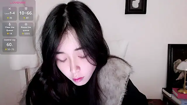 Wfrost0707 online show from December 23, 8:24 am