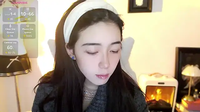 Wfrost0707 online show from December 3, 7:19 am