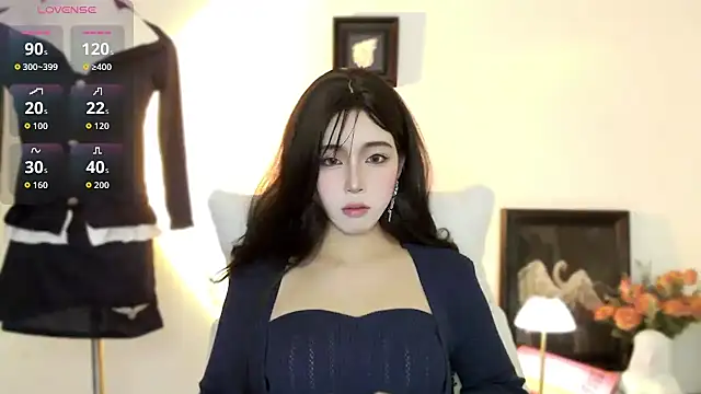 Wfrost0707 online show from November 3, 7:02 am