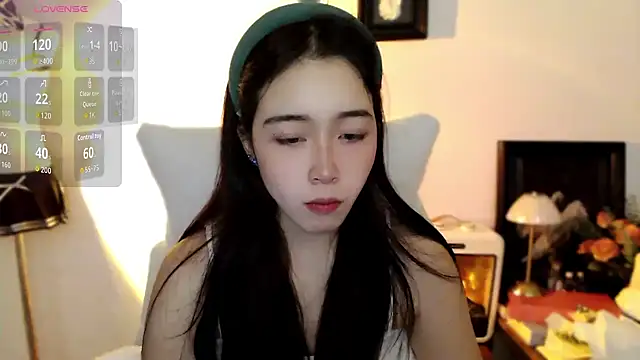 Wfrost0707 online show from December 1, 7:31 am