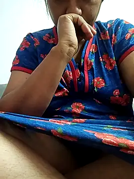 Snapshot of hottie_jenny9 chatting on September 14, 1:33 pm hottie jenny9 online show from September 14, 1:33 pm