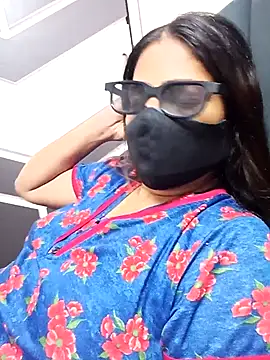 Snapshot of hottie_jenny9 chatting on October 5, 12:29 pm hottie jenny9 online show from October 5, 12:29 pm