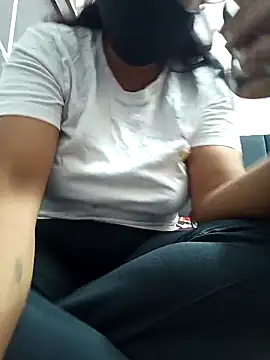 Snapshot of hottie_jenny9 chatting on October 2, 3:54 am hottie jenny9 online show from October 2, 3:54 am