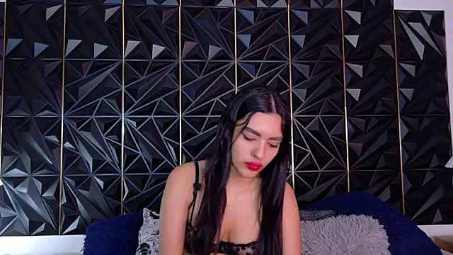 ValeriaJons online show from December 4, 9:03 pm