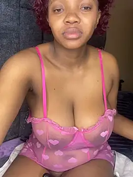 Snapshot of MilfBoobsxx chatting on June 7, 12:16 am MilfBoobsxx online show from June 7, 12:16 am