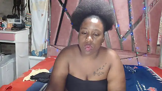 Snapshot of amijacobs chatting on March 4, 12:40 am amijacobs online show from March 4, 12:40 am