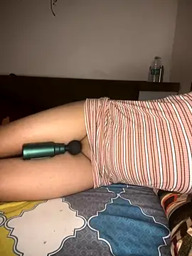 pranjal00000 online show from September 18, 1:36 pm