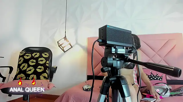 Caroline daring online show from May 26, 12:47 pm