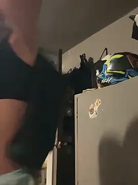 Caroline daring online show from March 27, 6:31 pm