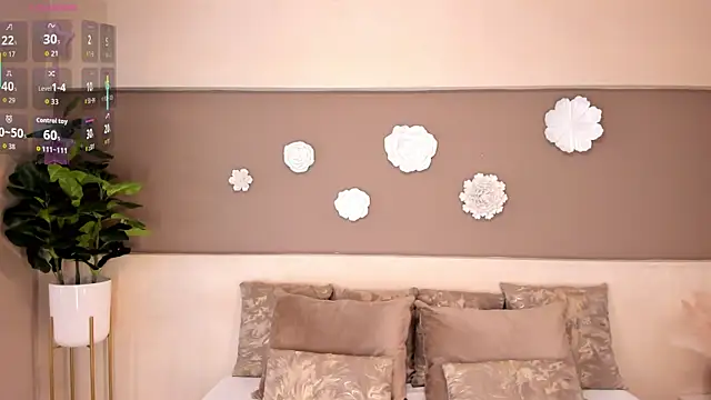 VictoriaShelby online show from February 13, 11:54 am