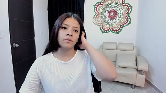 Candy fox 19 online show from February 13, 4:07 pm