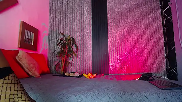 Alisha Ebonyy online show from February 14, 12:05 pm