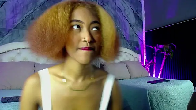 Alisha Ebonyy online show from October 13, 11:45 am