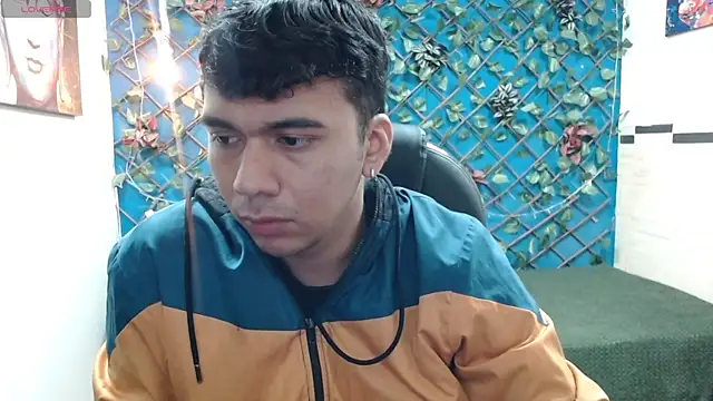 Snapshot of titanxero chatting on November 28, 12:27 pm titanxero online show from November 28, 12:27 pm