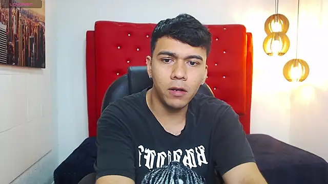 Snapshot of titanxero chatting on November 12, 12:20 pm titanxero online show from November 12, 12:20 pm