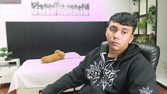 Snapshot of titanxero chatting on November 23, 12:37 pm titanxero online show from November 23, 12:37 pm