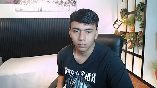 Snapshot of titanxero chatting on November 25, 12:16 pm titanxero online show from November 25, 12:16 pm