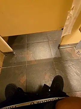 Snapshot of maxelbueno chatting on October 19, 8:55 pm maxelbueno online show from October 19, 8:55 pm