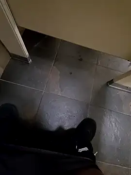 Snapshot of maxelbueno chatting on September 22, 7:53 pm maxelbueno online show from September 22, 7:53 pm