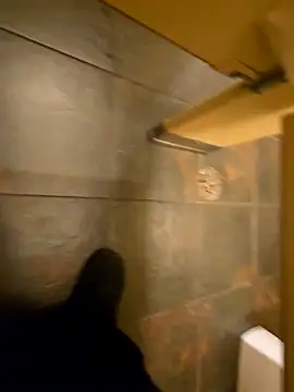 Snapshot of maxelbueno chatting on November 16, 10:35 pm maxelbueno online show from November 16, 10:35 pm