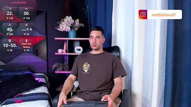 matti de lucaa online show from October 16, 5:54 pm
