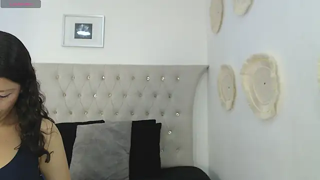 Snapshot of Keety_Brown chatting on September 19, 12:31 pm Keety Brown online show from September 19, 12:31 pm