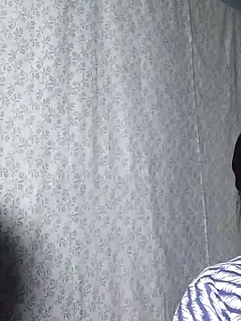 Snapshot of Hot-Pooja25 chatting on February 4, 5:08 pm Hot-Pooja25 online show from February 4, 5:08 pm