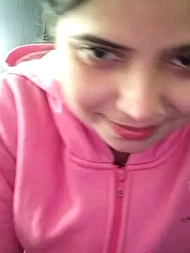 Hot-Pooja25 online show from January 15, 5:11 am