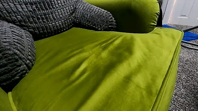 Mickelangello75 online show from November 10, 4:56 pm