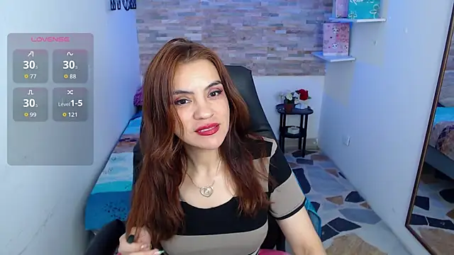 Snapshot of KendallWood_ chatting on September 28, 1:29 pm KendallWood online show from September 28, 1:29 pm