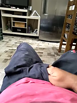 Enriquee147 online show from December 16, 8:13 pm