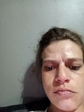 Snapshot of Skymadison chatting on November 16, 12:04 am Skymadison online show from November 16, 12:04 am