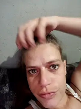 Snapshot of Skymadison chatting on December 1, 10:38 am Skymadison online show from December 1, 10:38 am