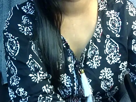 kannu sexy online show from March 17, 4:10 pm