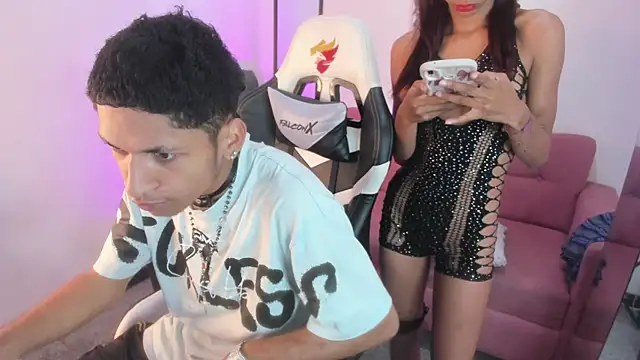 Snapshot of hot_people1 chatting on January 17, 1:26 pm hot people1 online show from January 17, 1:26 pm