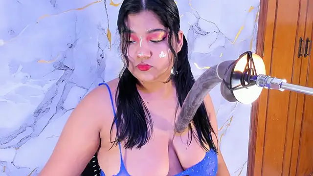 mysticlatina1 online show from April 15, 11:49 am